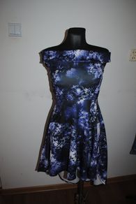 Boohoo night asymmetric floral off shoulders  black/purple dress size UK10 EU38 Postage included