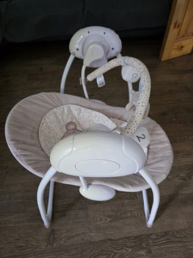 Baby swing