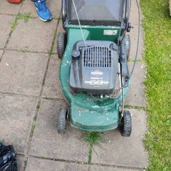 lawnmower self-propelled