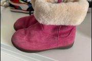 Kids Uggs Size 7