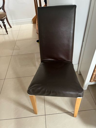 Single dining chair