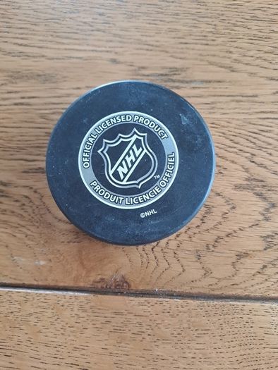 Old NHL Toronto Maple Leafs puck
