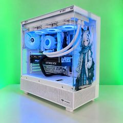 GamingPC | Rtx 5070Ti / Ryzen 7 9800x3d / 32gb Ddr5 / 1TB Nvme Ssd / 36 Month Warranty