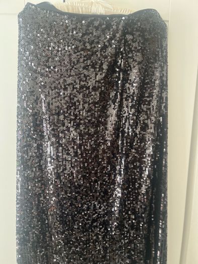 Brand New beautiful sequined skirt