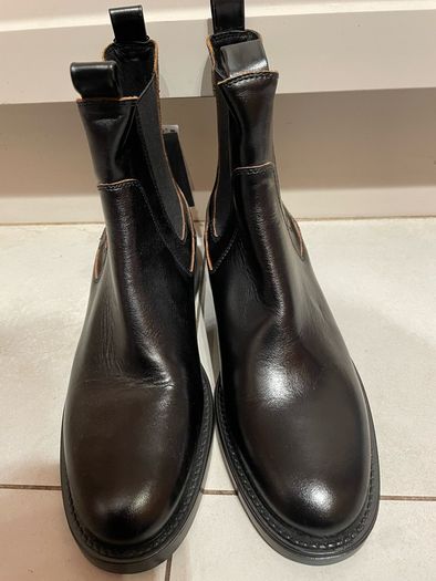 Chelsea ankle boots Massimo Dutti size 5 brand new