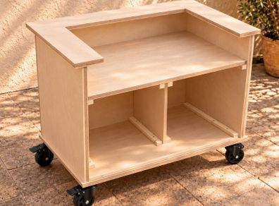 Mobile Bar for Weddings and Events Fully Collapsible