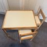 childrens table and chairs Image 2