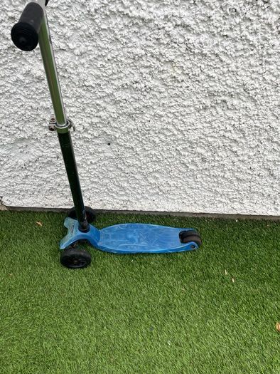 Blue Maxi Micro Scooter