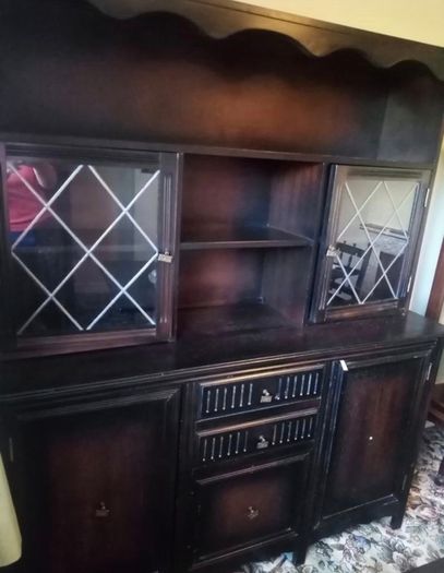 glass cabinet