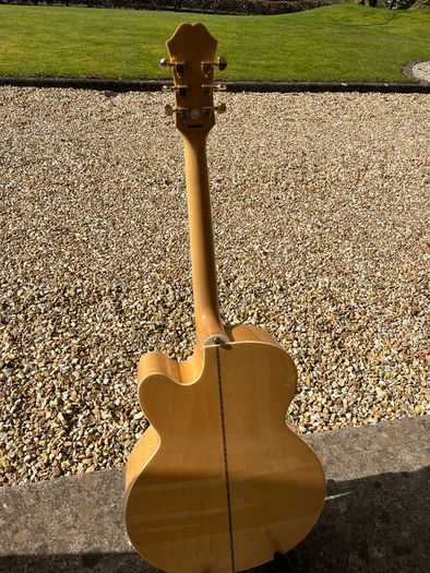 Epiphone EJ200 SCE Jumbo Acoustic Guitar