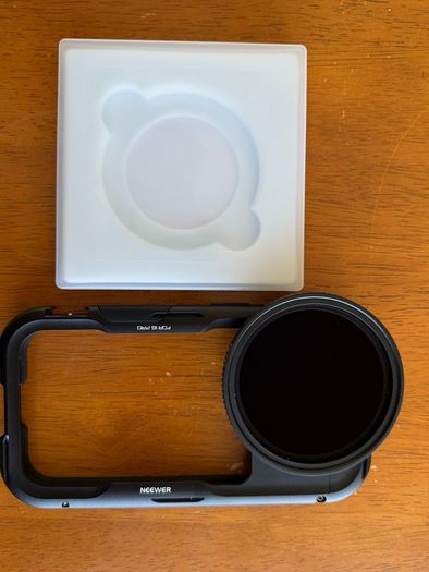 iPhone 16 pro/pro max filming cage + ND filter (NEEWER)