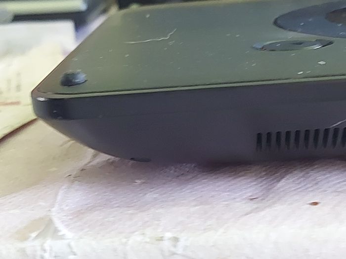 5 Portable DVD Players, all working, but no charges for them, all in very good condition