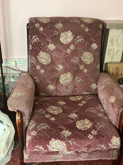 2 Armchairs, and sofa 2 seater