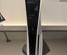 Original PS5 Disc Edition (825GB) in excellent condition.