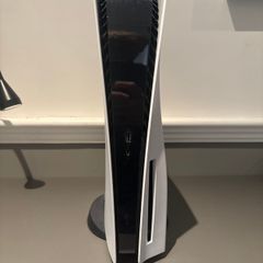 Original PS5 Disc Edition (825GB) in excellent condition.