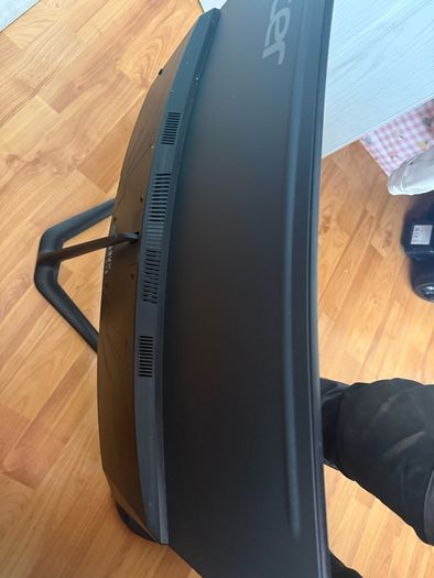 Acer nitro ED320QR 31.5inch curved monitor and sound bar