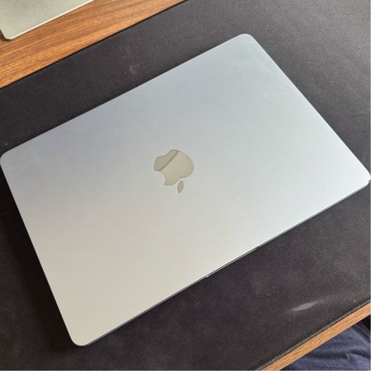 MacBook Air m4 (2025)