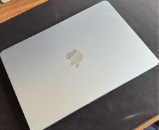 MacBook Air m4 (2025)