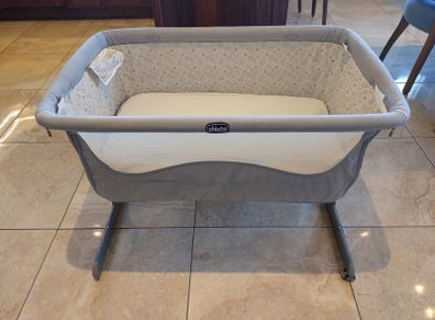 CHICCO NEXT2ME side-sleeping crib