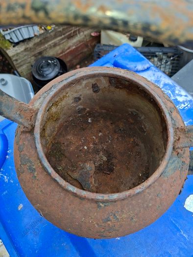 Antique Very Large Cast Iron Kettle, I don't see any cracks or breaks,