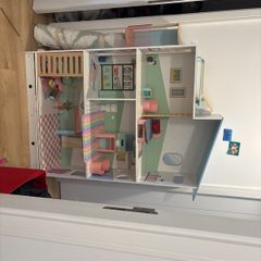 Barbie Dolls House