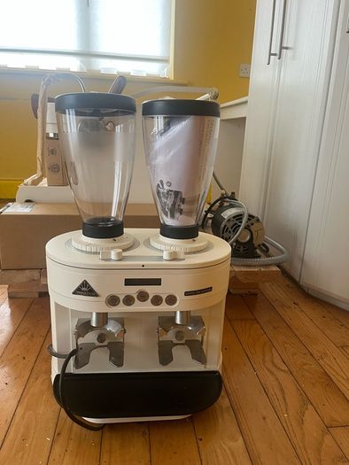 Mahlkonig K30 Twin Espresso Grinder