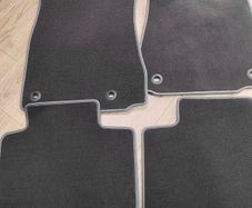Lexus IS300H floor mats