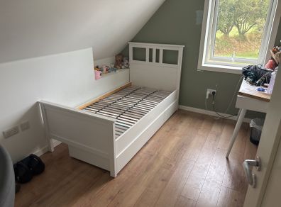 single bed