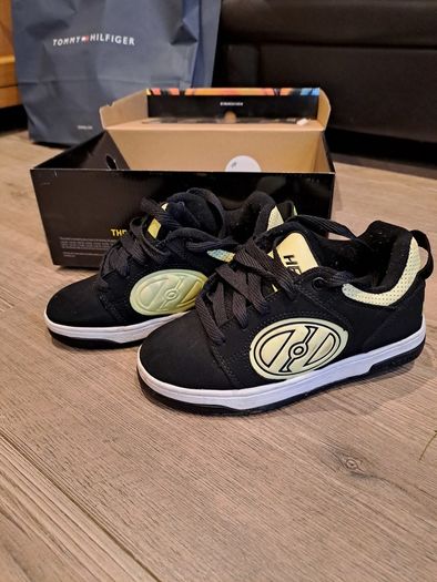 Boys Heelys