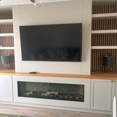65" Tv with wall mounted bracket