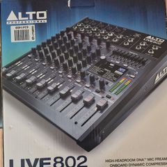 Alto Pro LIVE802 - 8-channel / 2-bus mixer