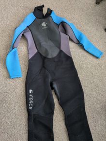 wetsuit