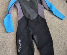 wetsuit