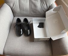 Sansha black tap dancing shoes child