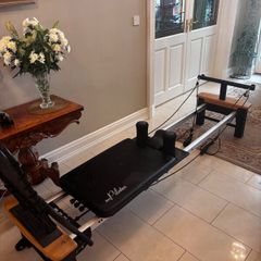 Reformer Pilates machine