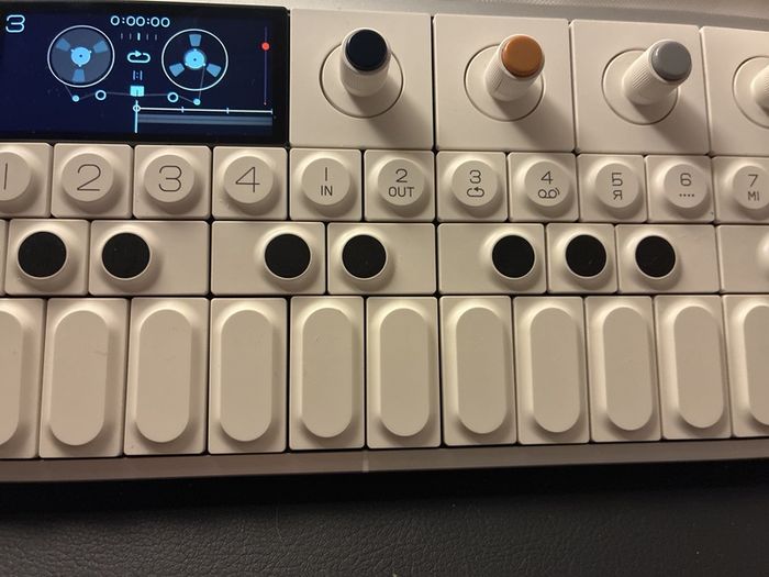 Op-1 Field Teenage engineering