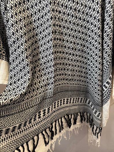 NEW LOOK Boho Ethnic Pashmina Shawl Scarf Wrap Over!