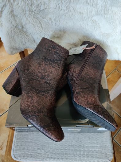 Women shoes size  uk6
