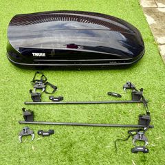 Thule Roof box + Roof Racks