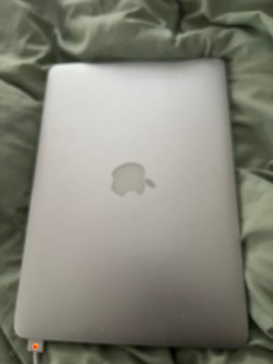 MacBook Pro Retina 13 inch i7 16GB RAM 256GB SSD