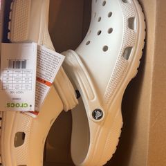 crocs