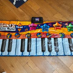 Piano music mat