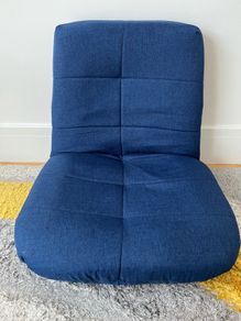 Comfortable floor chair