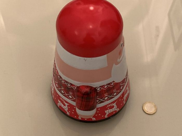 Walker's Wobbly Santa Biscuit Tin