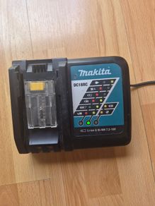 Makita charger