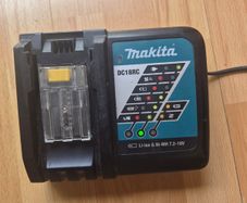 Makita charger