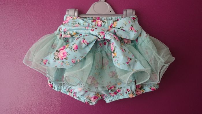 BNWT Shorts - skirt for girl age 2 to 7