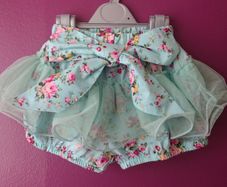 BNWT Shorts - skirt for girl age 2 to 7