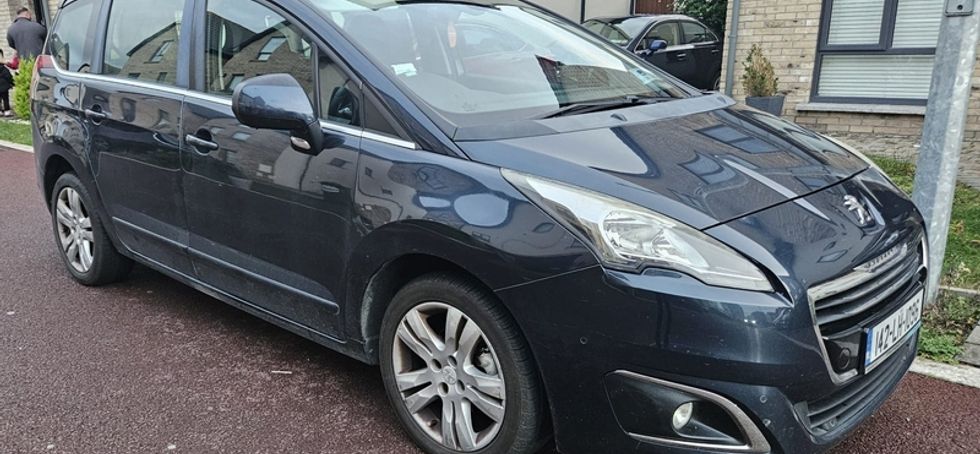 2014 Peugeot 5008 7 seater,  read add for price