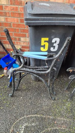 iron cast garden bench sides